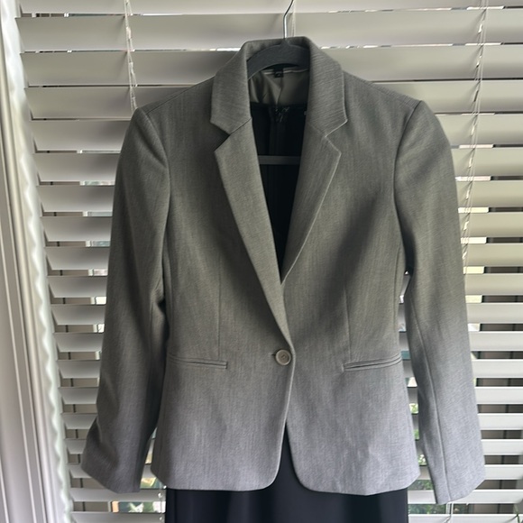 Express Blazer - Picture 2 of 4